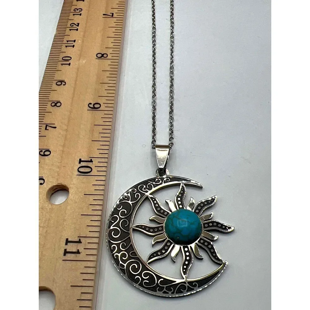 NEW Faux Turquoise Silver Chain Sun And Moon Pendant Necklace - Picture 9 of 9